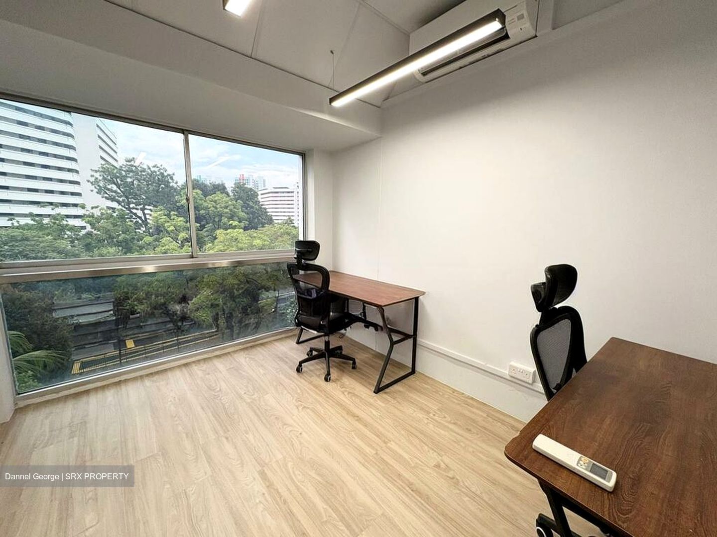 Jurong Gateway Road (D22), Office #497898341